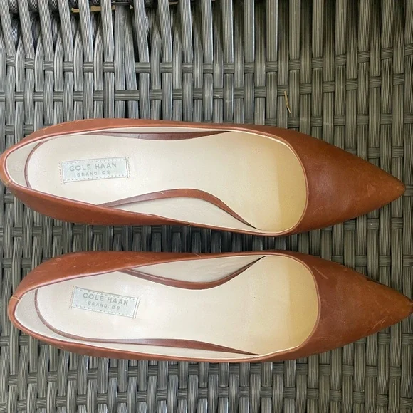 Cole Haan Go-To Park Pumps S. 6B - Picture 1 of 3